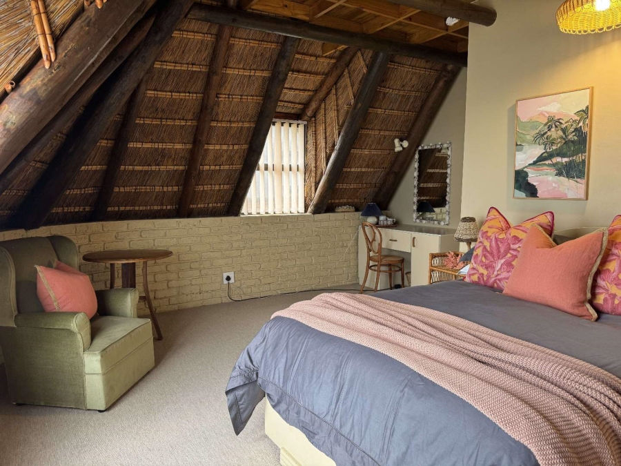 To Let 4 Bedroom Property for Rent in Stilbaai Western Cape